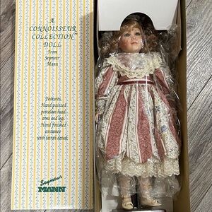 Connoisseur Collection Doll - Red and Cream Patsy (VTG)